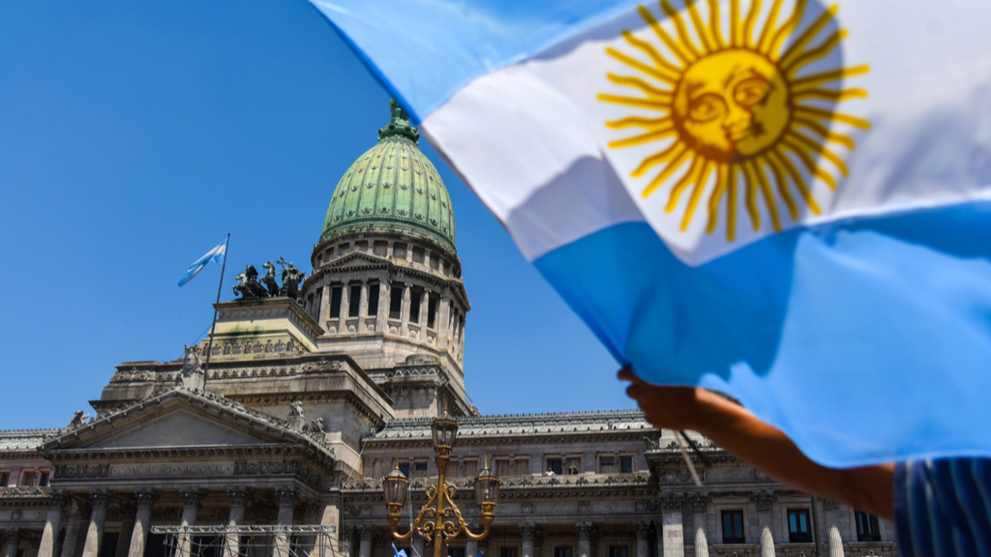 Los argentinos eligen un nuevo Congreso: Milei busca engrosar sus filas, pero deberá negociar